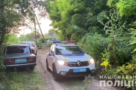 В Ананьевской ОТГ мужчина застрелил односельчанина, который лез к нему во двор с топором (фото, видео)