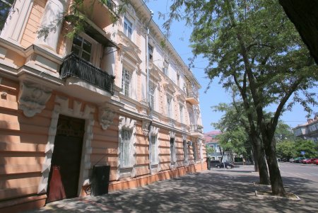 Жилой комплекс Шретера на улице Пастера (фоторепортаж)