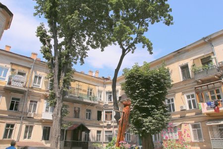 Жилой комплекс Шретера на улице Пастера (фоторепортаж)