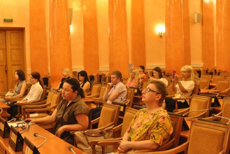 В Одесской мэрии с отельерами обсудили вопросы безопасного туризма и вакцинации (фото)