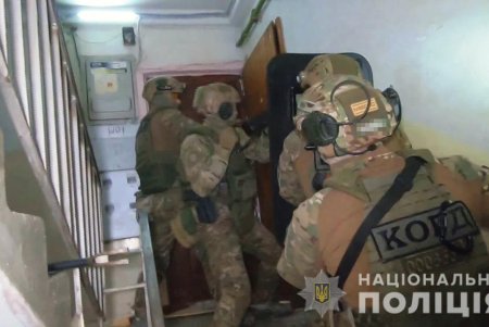 Этническая группировка продавала наркотики в Одессе, зарабатывая около 500 тысяч гривен в месяц (фото, видео)