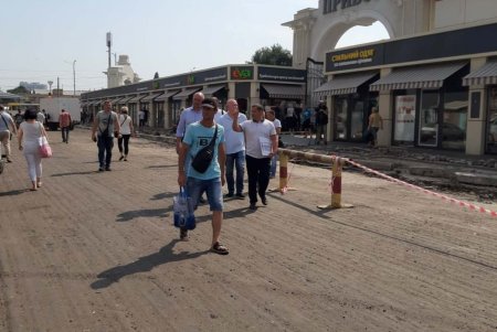 Островки безопасности, тротуары, выделенная полоса для общественного транспорта: на участке Екатерининской начались ремонтные работы (фото)