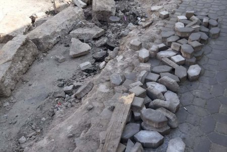 Островки безопасности, тротуары, выделенная полоса для общественного транспорта: на участке Екатерининской начались ремонтные работы (фото)