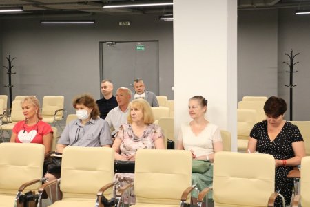 В центрах массовой вакцинации в воскресенье одесситы смогут выбрать любой из трех препаратов - Moderna, Pfizer или CoronaVac