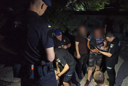 За четыре дня в курортных зонах Одессы и Белгород-Днестровского района правоохранители раскрыли почти 40 преступлений