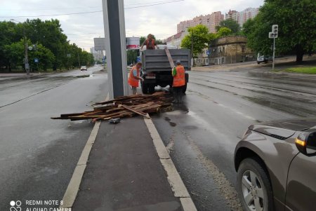 Одесса приходит в себя после обрушившейся стихии (фоторепортаж) 