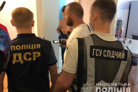 Чиновник Минобороны требовал миллион долларов за победу в тендере на строительство жилья для военных в регионе (фото) 