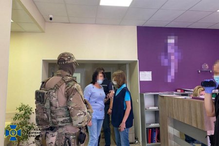 «Ребенок под ключ» за 60 тысяч долларов: межрегиональная преступная группа продавала детей за границу