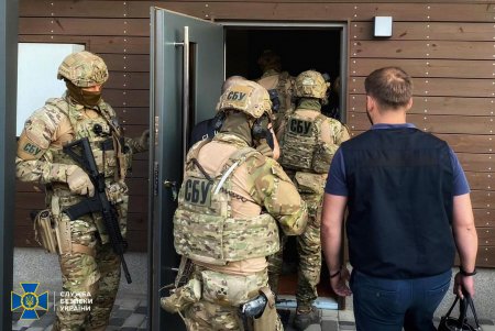 «Ребенок под ключ» за 60 тысяч долларов: межрегиональная преступная группа продавала детей за границу