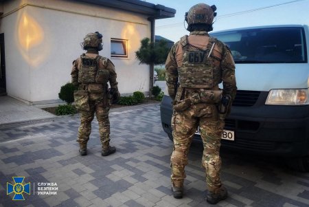 «Ребенок под ключ» за 60 тысяч долларов: межрегиональная преступная группа продавала детей за границу