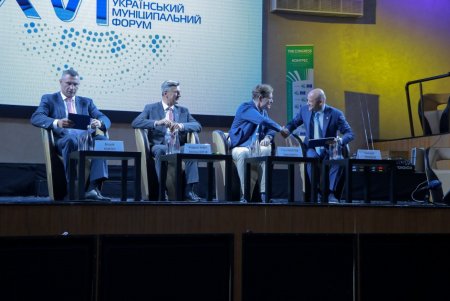 Мэр Одессы: децентрализация власти позволила местному самоуправлению почувствовать почву под ногами (фото)