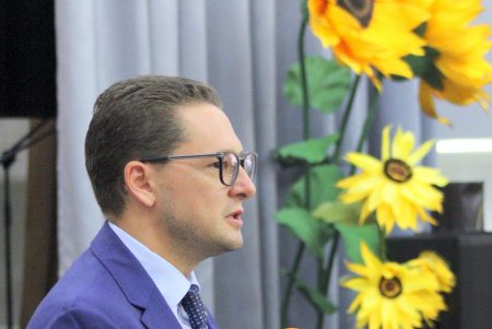Сотрудников учебно-воспитательных учреждений Одессы призвали вакцинироваться от коронавируса (фоторепортаж)