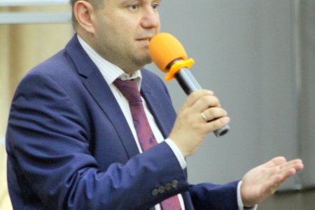 Сотрудников учебно-воспитательных учреждений Одессы призвали вакцинироваться от коронавируса (фоторепортаж)