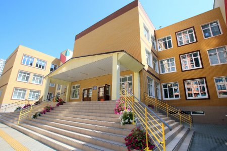 Сотрудников учебно-воспитательных учреждений Одессы призвали вакцинироваться от коронавируса (фоторепортаж)