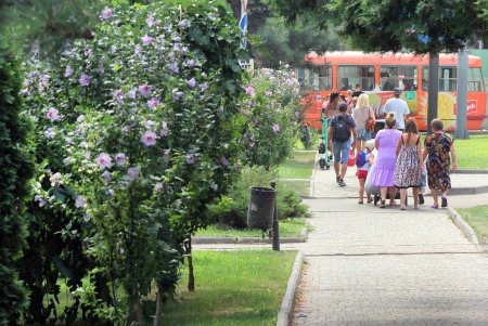 Прогулка по улице Генуэзской: как она выглядит сейчас (фоторепортаж)