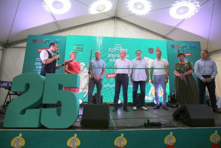 Читает вся Одесса: в парке Шевченко стартовал фестиваль «Зеленая волна» (фоторепортаж)  