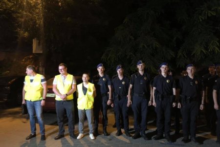 В ходе рейда на пляже «Аркадия» выявлены нелегалы из Вьетнама и стран Закавказья (фото)