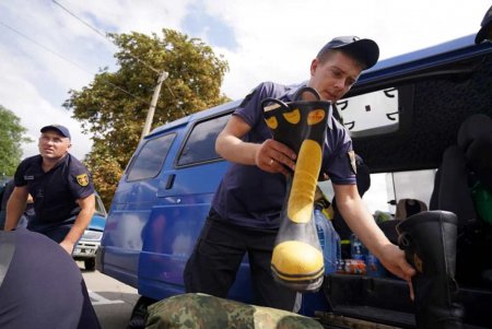 Спасатели из разных областей Украины вылетели в Грецию тушить лесные пожары (фото)
