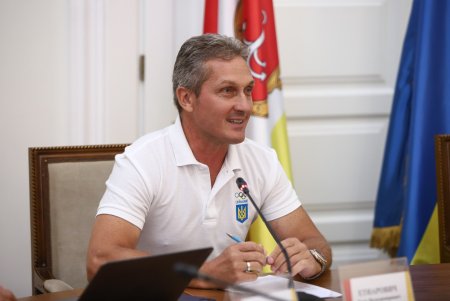 Мэр Одессы Геннадий Труханов вручил почетные городские награды регбистам-победителям чемпионатов Европы (фото)