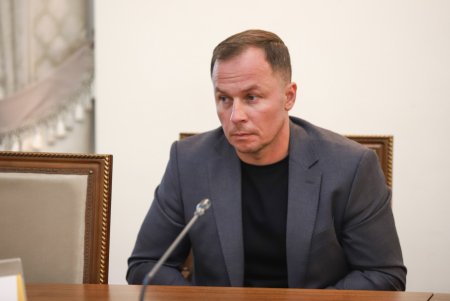 Мэр Одессы Геннадий Труханов вручил почетные городские награды регбистам-победителям чемпионатов Европы (фото)