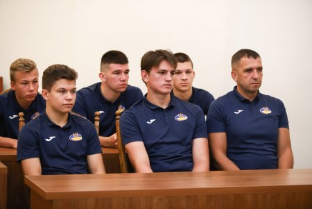 Мэр Одессы Геннадий Труханов вручил почетные городские награды регбистам-победителям чемпионатов Европы (фото)
