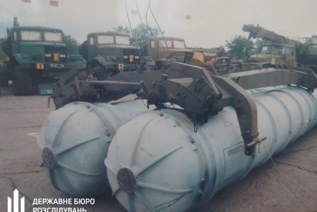 Офицер и военный техник ответят перед судом за падение крана с зенитными ракетами в Одесской области 9 лет назад