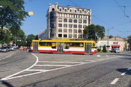 На Тираспольской площади обновили дорожную разметку (фото)