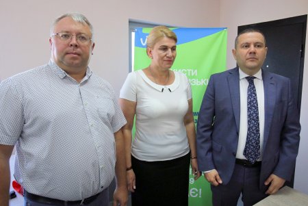 На территории одесского аэропорта заработал центр вакцинации от COVID-19 (фоторепортаж)