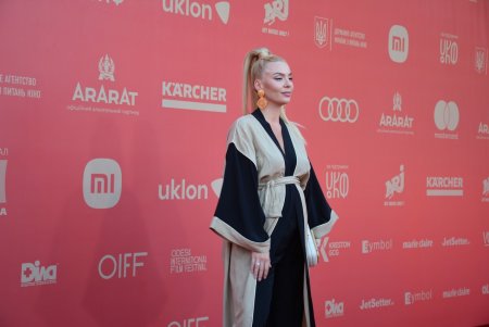 Открытие Одесского кинофестиваля-2021: красная дорожка (фоторепортаж) 