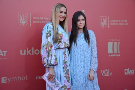 Открытие Одесского кинофестиваля-2021: красная дорожка (фоторепортаж) 