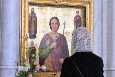 Одесситы празднуют Яблочный Спас (фоторепортаж)
