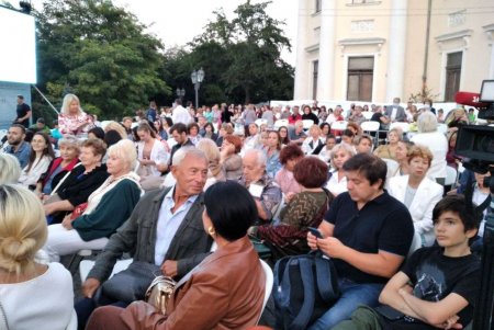 «Мы подарили стране прекрасную музыку в прекрасном месте», — мэр Одессы на открытии open-air концерта в честь 30-летия Независимости Украины (фото)