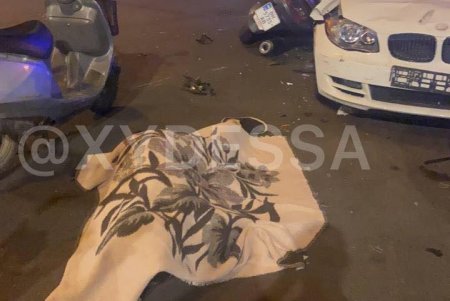 В результате столкновения с BMW на Бунина погиб мопедист: очевидцы утверждают, что водитель иномарки был пьян (фото)