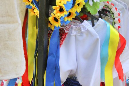 В Одессе состоялась акция «Флаг на маяке» и открылся 13-й Вышиванковый фестиваль (фоторепортаж)