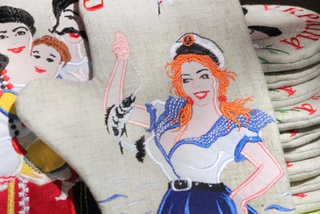 В Одессе состоялась акция «Флаг на маяке» и открылся 13-й Вышиванковый фестиваль (фоторепортаж)