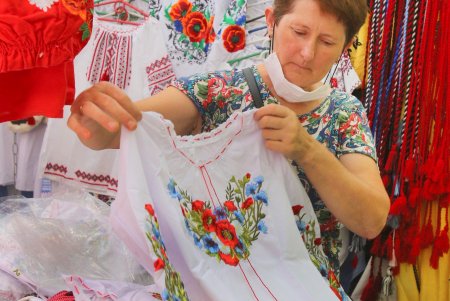 В Одессе состоялась акция «Флаг на маяке» и открылся 13-й Вышиванковый фестиваль (фоторепортаж)