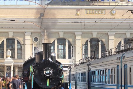 В Одессе запустили экскурсионные ретропоезда (фоторепортаж)
