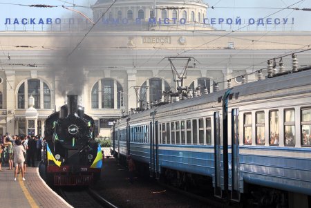 В Одессе запустили экскурсионные ретропоезда (фоторепортаж)