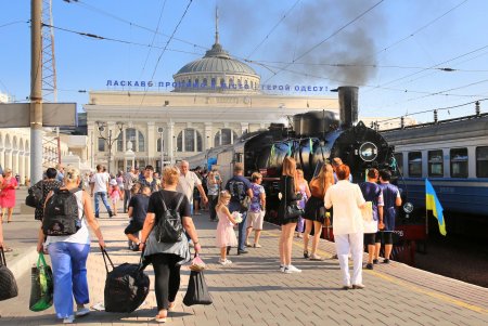 В Одессе запустили экскурсионные ретропоезда (фоторепортаж)