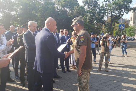 По случаю Дня Независимости Украины в Одессе возложили цветы к памятнику Т. Г. Шевченко (фото)