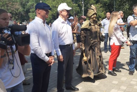 В Одессе презентовали аллею имени Тараса Шевченко (фото)