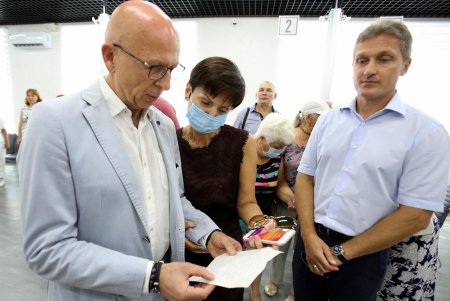 Торжественное открытие нового Центра админуслуг на Дальницкой (фоторепортаж)