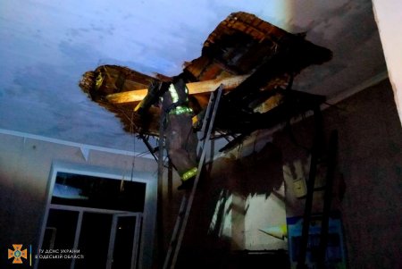 В Березовском районе горела школа: огонь тушили в условиях сильного задымления (фото)