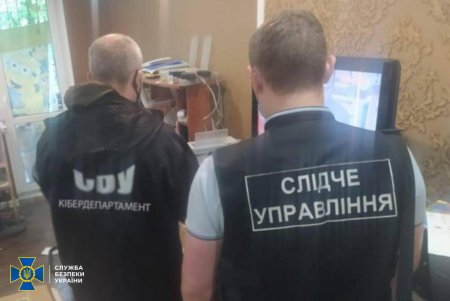 Одесские кибермошенники взломали защиту мобильных операторов и делали звонки за границу