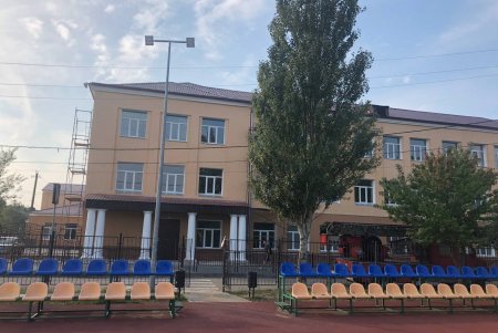 На Большевике завершают капремонт школы № 41 (фото)