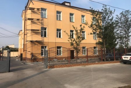 На Большевике завершают капремонт школы № 41 (фото)