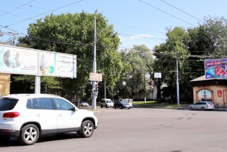 Нетуристическая улица Василия Стуса на Дальних Мельницах (фоторепортаж) 