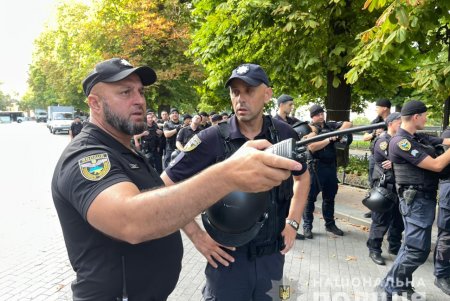 Правоохранители обеспечили безопасность во время проведения «Марша равенства» в Одессе (фото, видео)