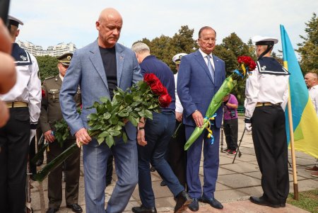 Одесса почтила память погибших защитников за независимость и суверенитет Украины (фоторепортаж)