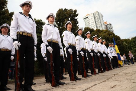 Одесса почтила память погибших защитников за независимость и суверенитет Украины (фоторепортаж)